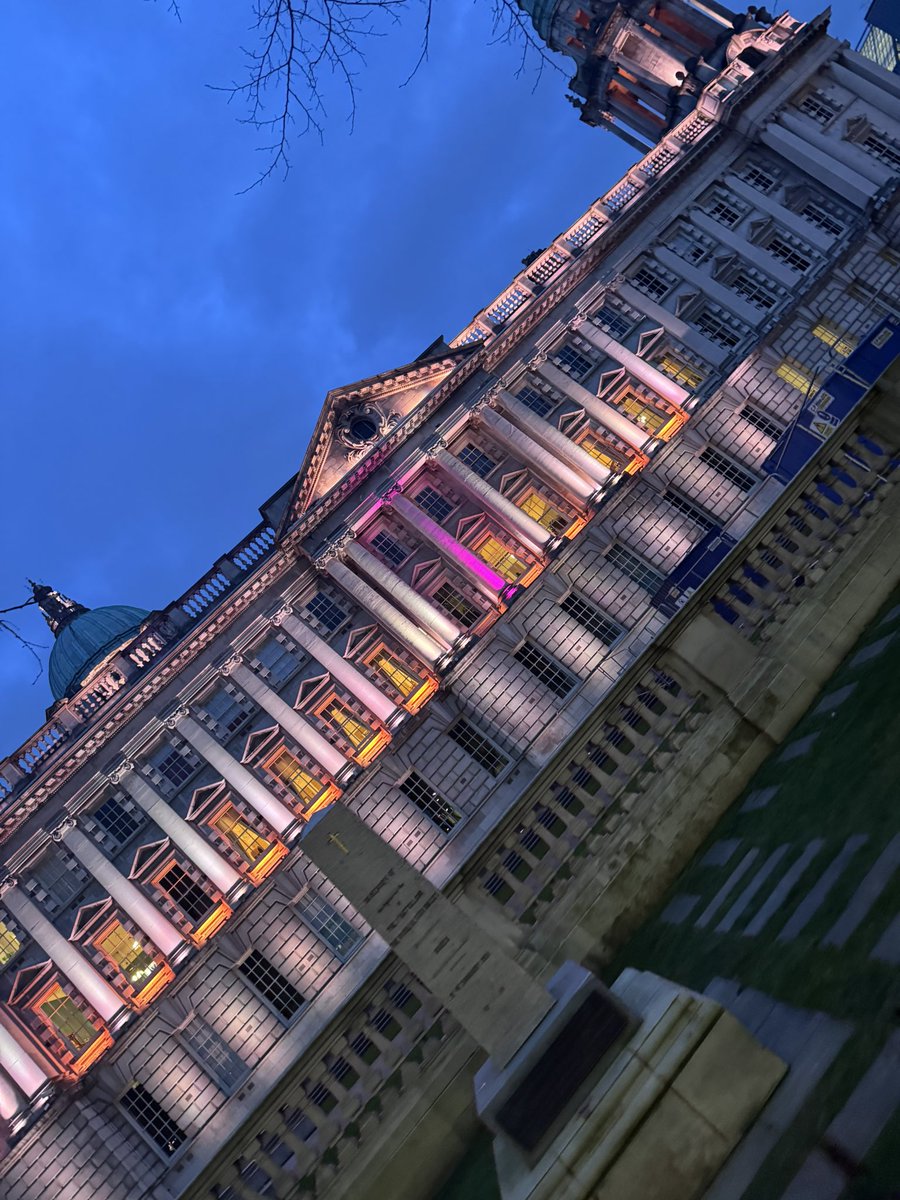 wayneys_world's tweet image. Hometime! #belfast #guinness #daytrip #easyJet