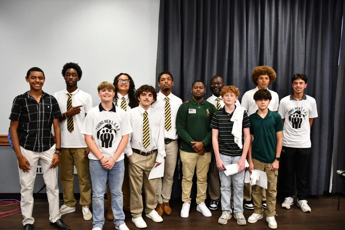 TMStigersharks's tweet photo. We had an amazing time at the 5th Annual Young Men L.E.A.D. Summit hosted by the @FoundationLCPS! Our students had a great time learning about leadership, education, and personal growth. Thank you so much and shoutout  to @fgcu for hosting the event! 🦅💚💙 https://t.co/bJZb6vllBL