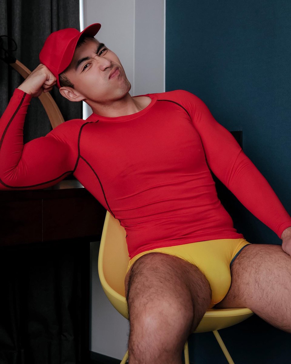 ksabsabb's tweet image. Mr. Delivery 🚘🍕🍕 @patphisit x #BasShot