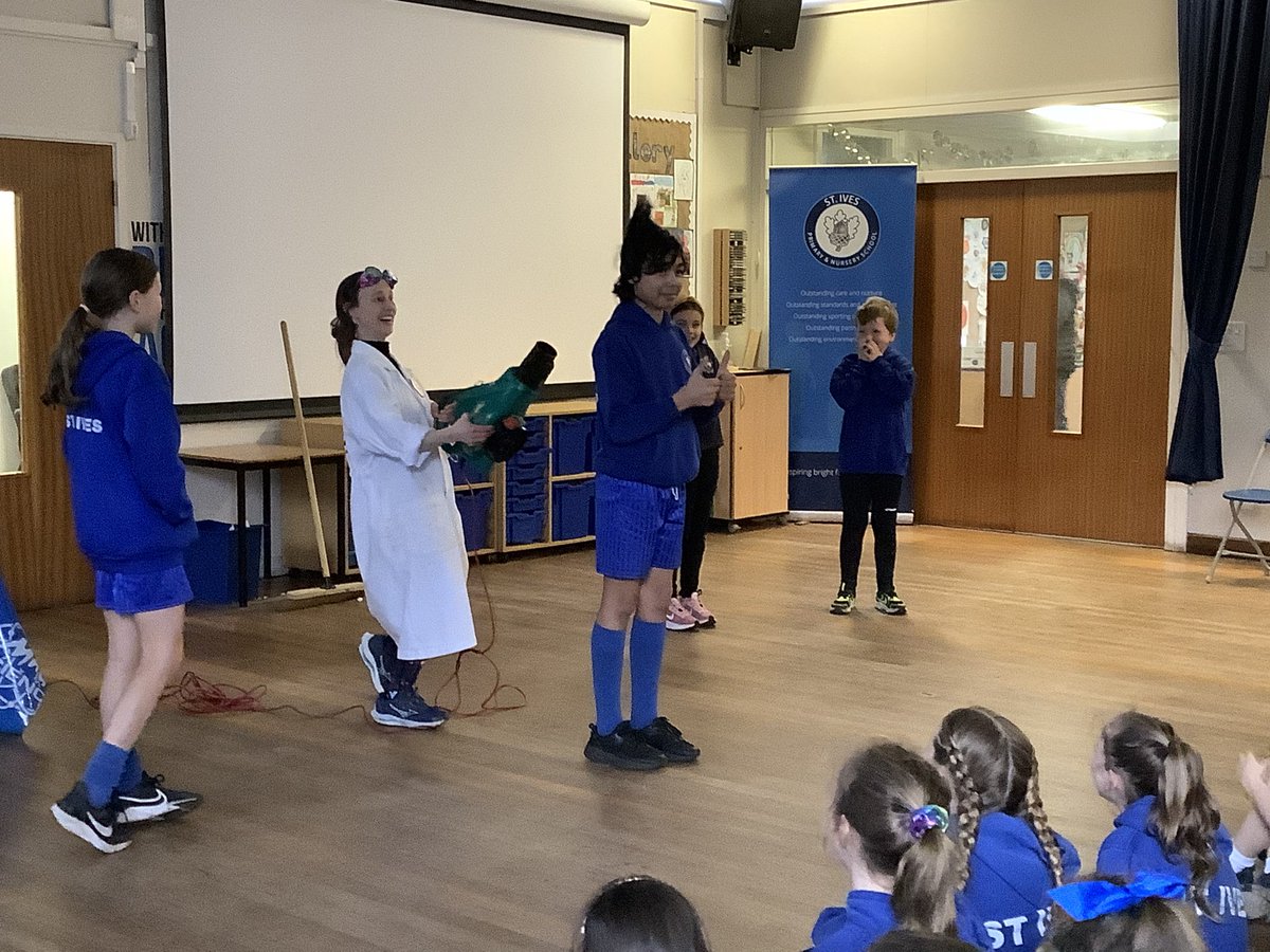 Year 6 tweet media