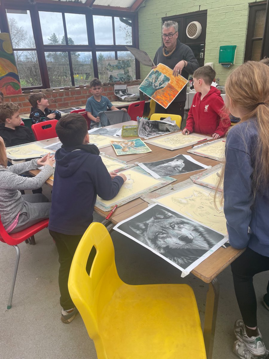 StEdwards_C3's tweet photo. We are doing an amazing job with our art work this morning! https://t.co/EkkXlFxMTh