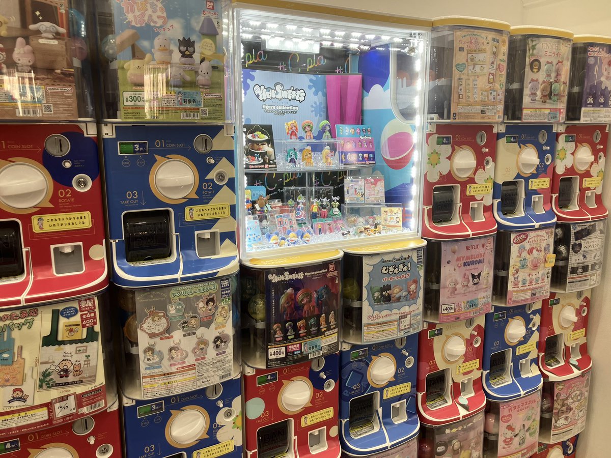 カプセルトイ専門店のお散歩社員 tweet media