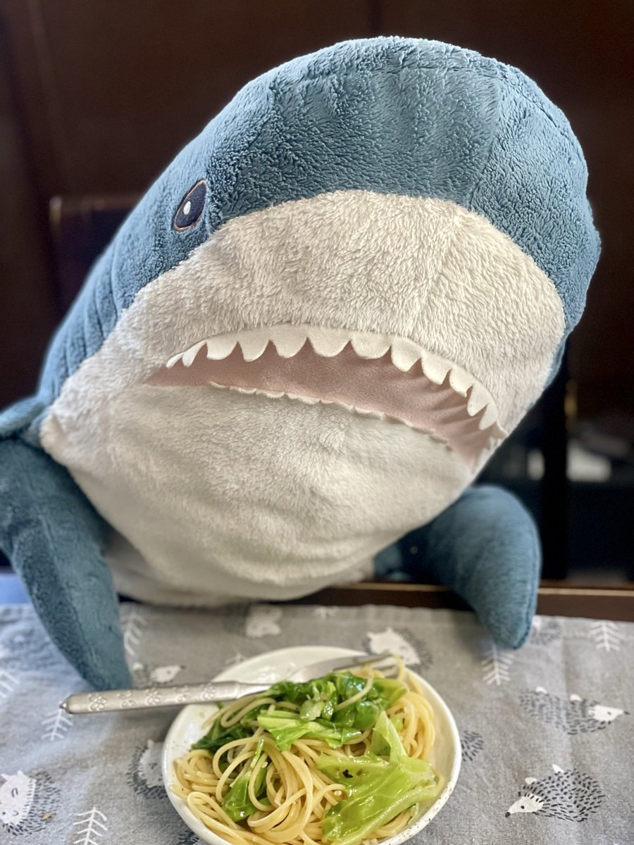 さめとん tweet media