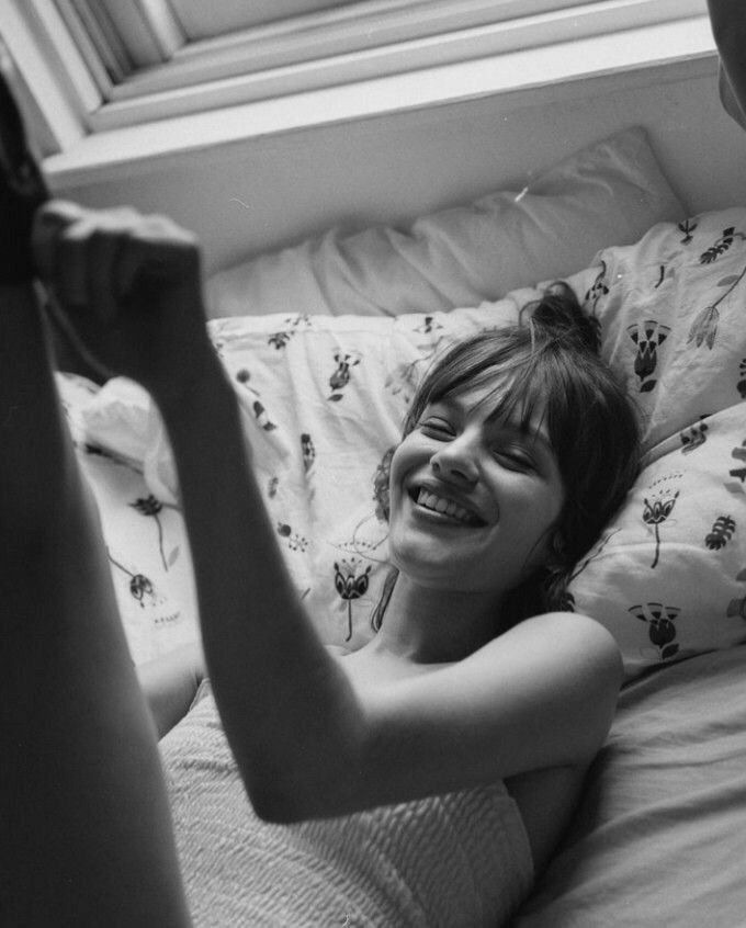 Base umum bisa follow @cornerfess tweet media