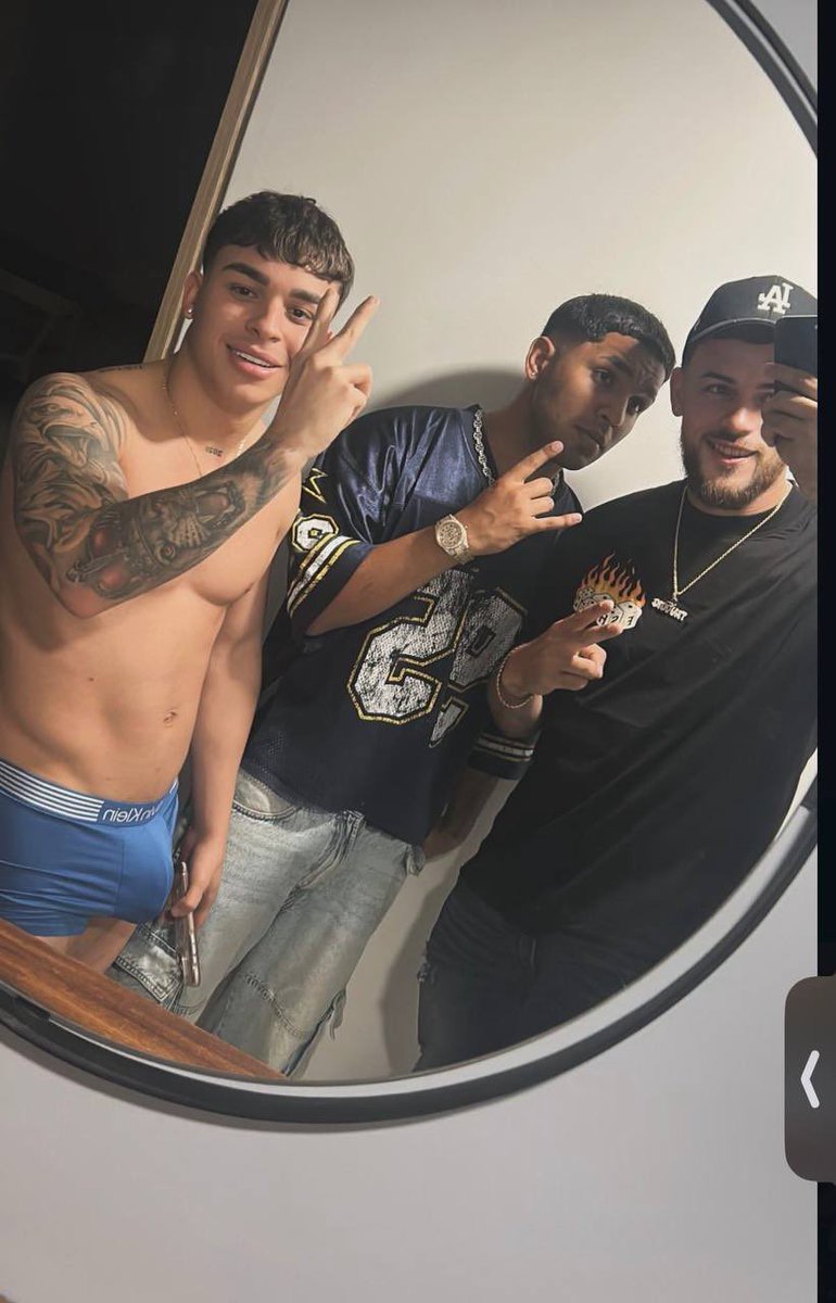 Jariel, a quién vas a matar con esa pistola. 😂😂😂