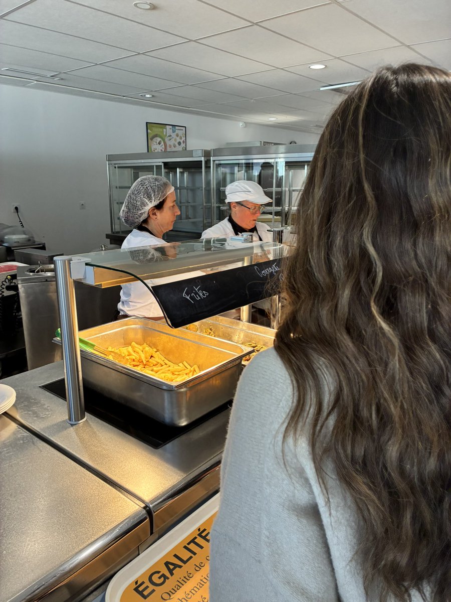 Lycée du Golfe de St-Tropez tweet media