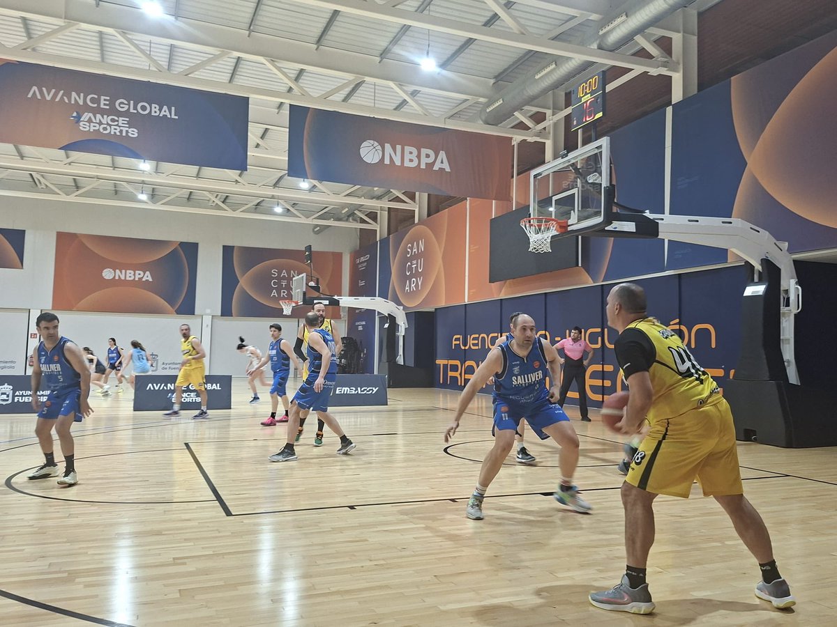 C.B. Cártama tweet media