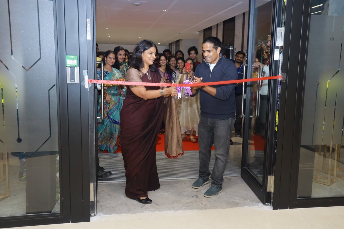 HydREGuide's tweet photo. 🚨Renesas Opens R&D Center in Hyderabad
Japanese semiconductor major Renesas Electronics has opened its R&D center in Hyderabad. The facility is located in Building 9 at Raheja Mindspace, HITEC City.