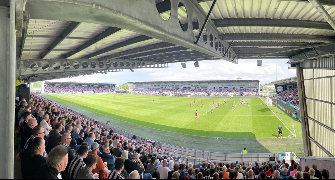 Black & White Army tweet media