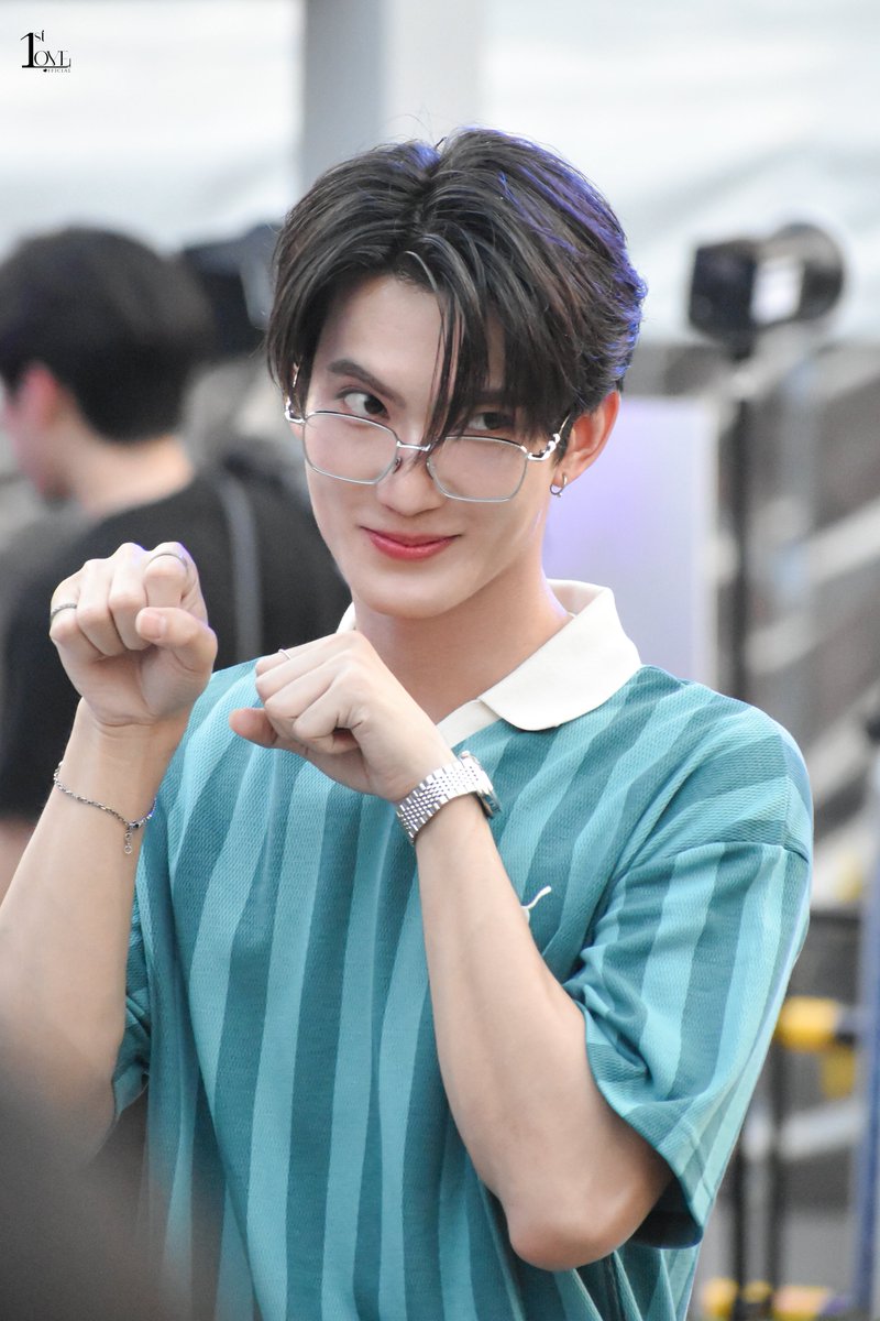มาถึงก็แจกเหมียวเยย ≽ܫ≼ <a href="/firstfh5/">first_fh</a> 

#PUMAxOHMFIRST
#First_Chalongrat #รักแรกของเฟริสท์