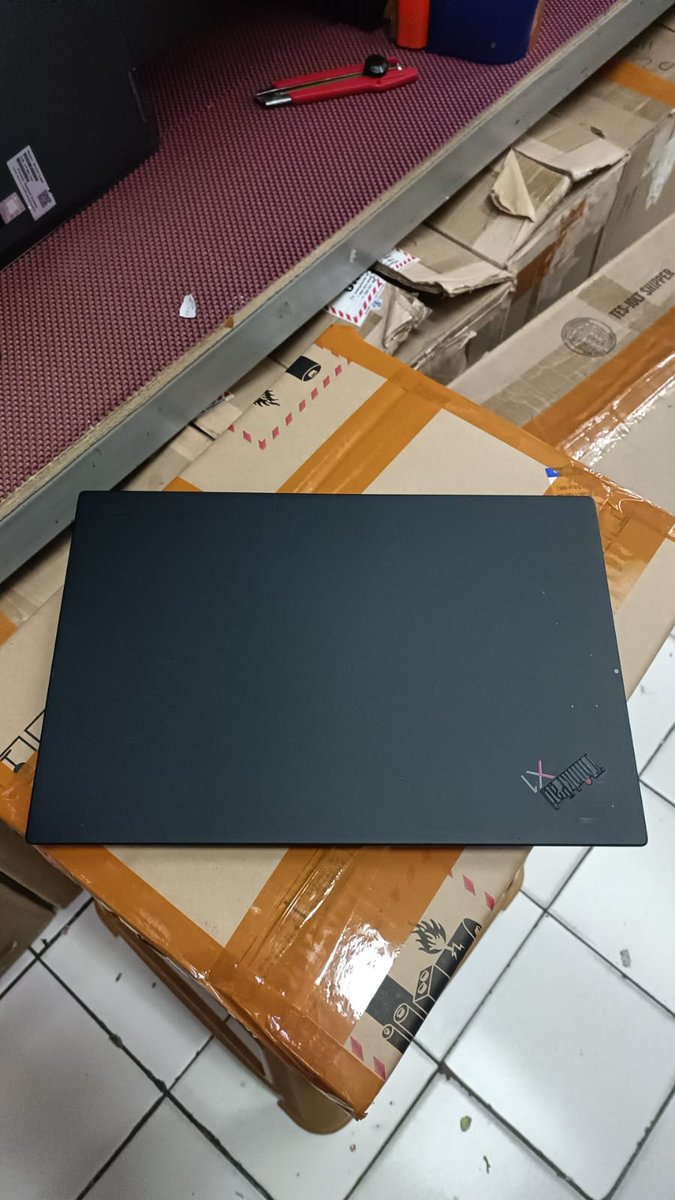 sedang  tweet media