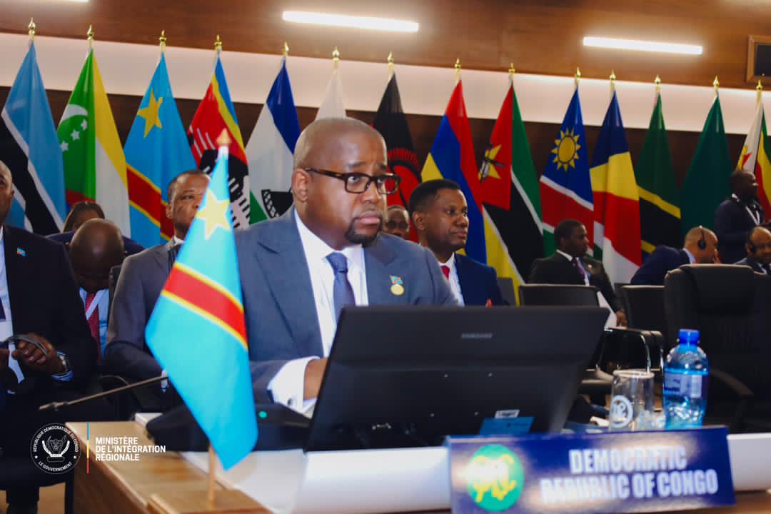 acprdcongo's tweet image. La réunion du Conseil des ministres de la Communauté de développement de l’Afrique australe (#SADC) s’est ouverte jeudi matin à Pretoria, en Afrique du Sud. La République démocratique du Congo est représentée par son ministre de l’Intégration régionale, Floribert Anzuluni.