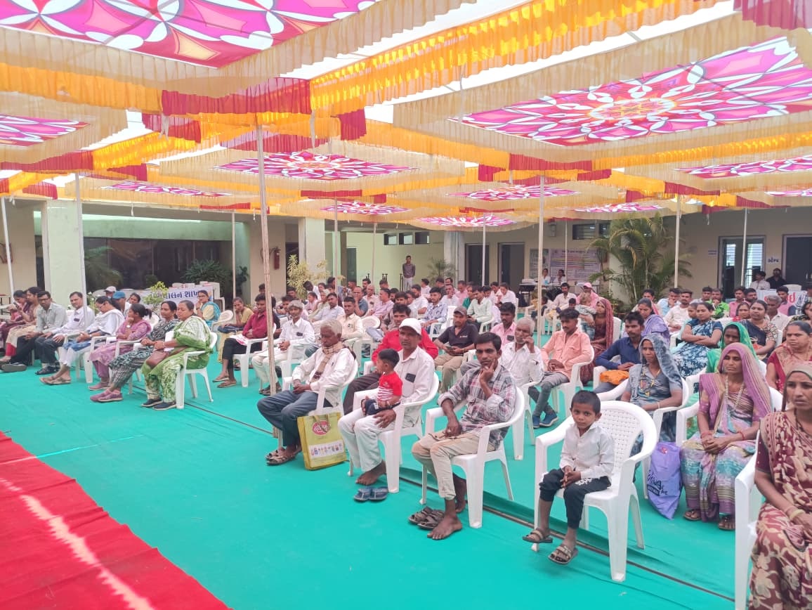 mamlatdarbaria1's tweet photo. આજરોજ પી.ટી.સી. કોલેજ દેવગઢબારીઆ મુકામે સેવાસેતુ કાર્યક્રમ યોજવામાં આવ્યો.
#codahod #office_sdm #GujDah #Deo_dahod @codahod @office_sdm @CollectorDahod @Deo_dahod https://t.co/UXQEAxdsjs