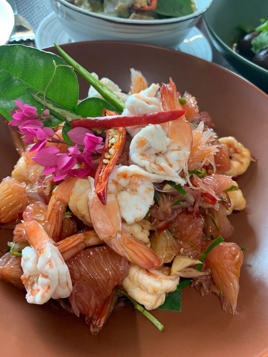AMCharter's tweet photo. Lunchtime onboard MiaKai, a #luxury yacht available for charters out of Phuket! -> https://t.co/4mFZ5ClN3f thank you #chef Kittapas ;) #luxuryyachtcharter #phuketyachtcharter #privatechef #luxurytravel #yachting #yachtinglife #boating https://t.co/g7jUUZeU7k