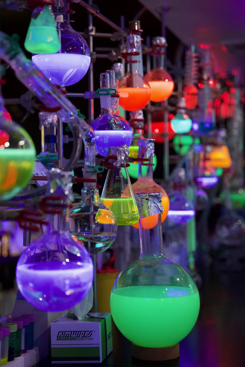 FRACTAL_science's tweet photo. 🧪Science Bar FRACTAL🧪
FRACTALは予約制です！
是非ご予約の上お越しください✨
みなさまのご来店心よりお待ちしております🙇‍♂️

⬇️予約フォーム⬇️
https://t.co/y4qgQehRBw

🍶スタッフ🍶 https://t.co/nWgcx5uwaq