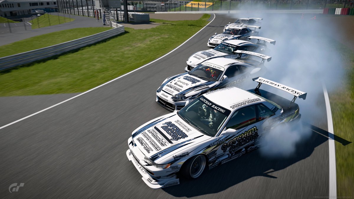 梓@よっし〜 tweet media