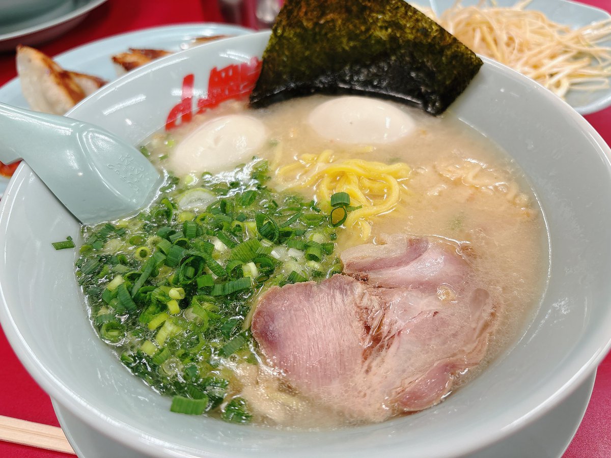 息子の初運転で🚗³₃
普段バイク乗ってるだけあって
運転はじょーずだった！