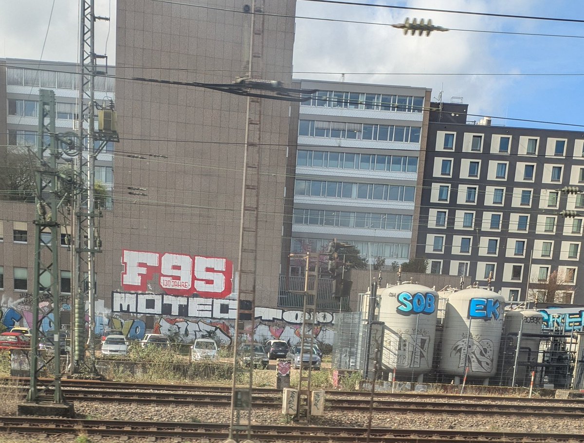 Holger Schäfer tweet media