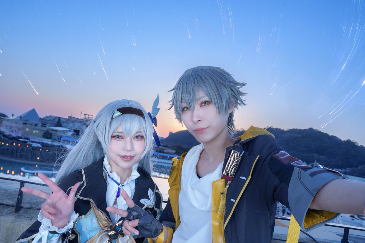 ruunasakura's tweet photo. 【*cos】崩壊スターレイル

　　ピノコニー　🌃

開拓者 穹:ユーリ(@YUURRYYY)
ホタル:桜(@ruunasakura )

📷:にとさん(@nito_coscam )

#ラグコス　
＃ラグコスプチ https://t.co/MYYNFweJz3