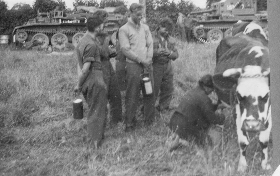 DrHelenFry's tweet photo. Willy Field and his crew in a field in Normandy after intense tank battles.
He would be the sole survivor when his tank was hit.
Willy fought on the front lines for 11 months and lived to share his astonishing wartime story. https://t.co/MYv26CF6FF