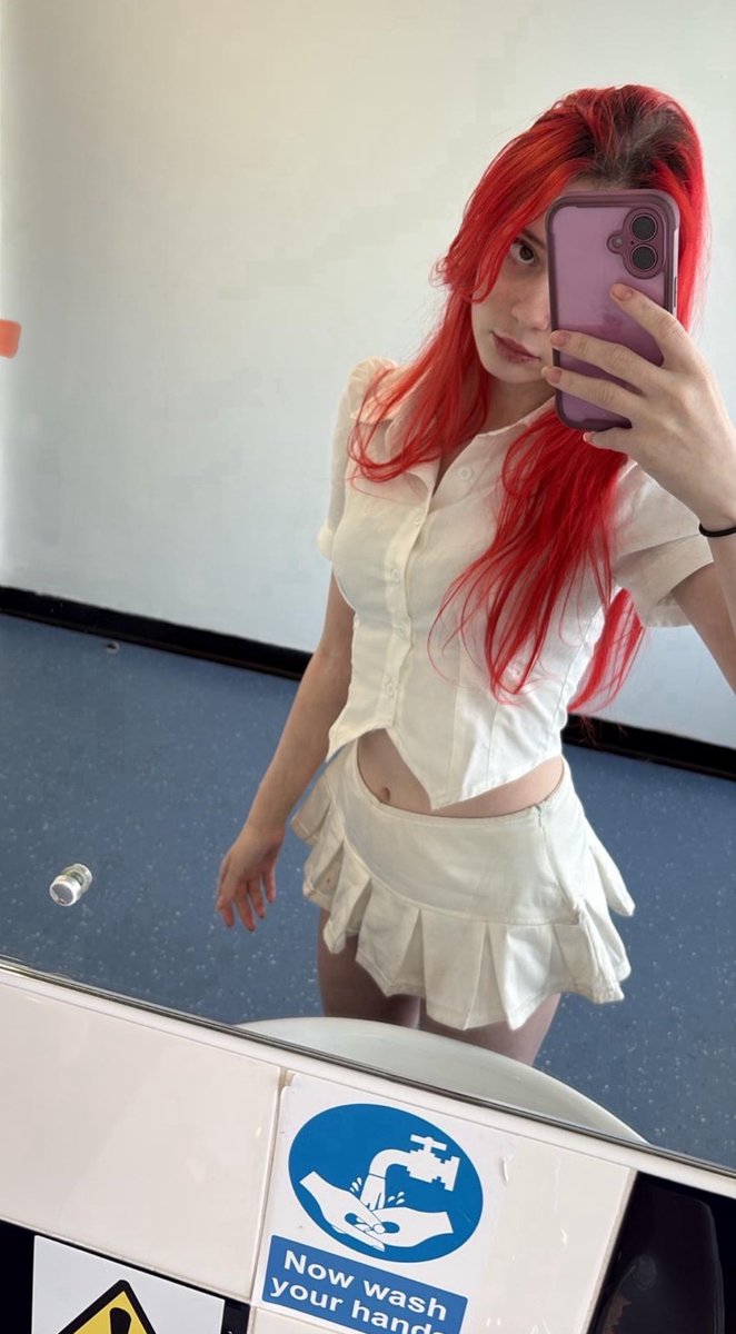 tbt to my favourite college fit 😌