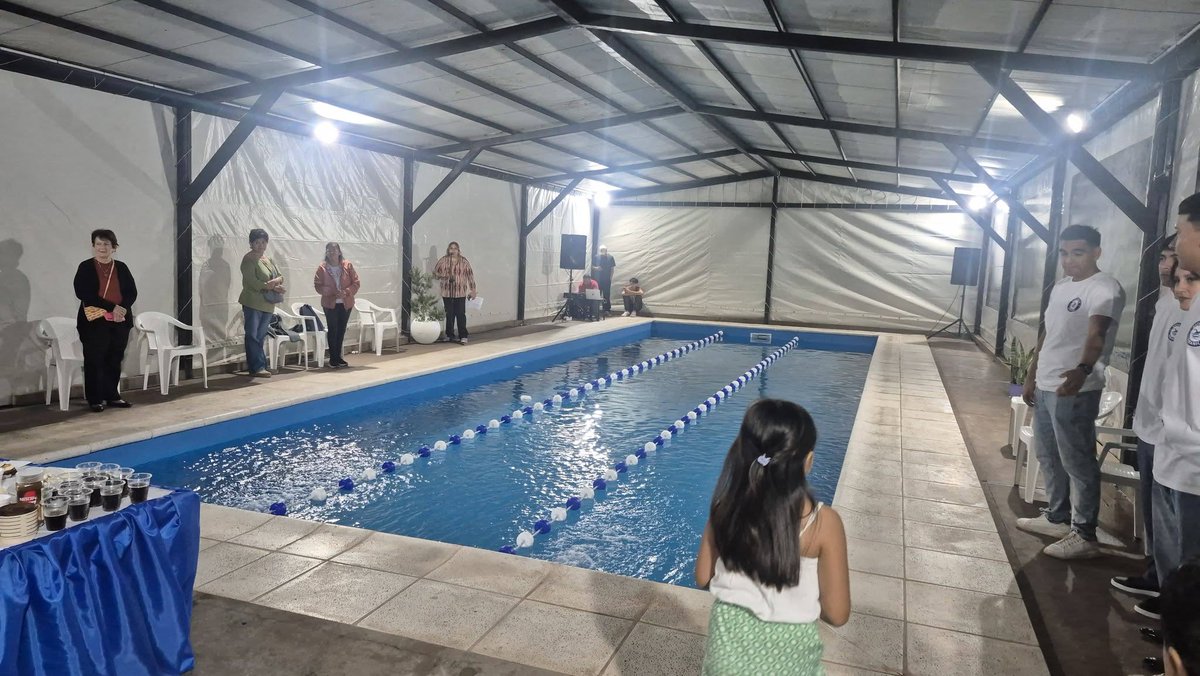 El Carril tiene su primera pileta climatizada #ElCarril Inauguración del Natatorio Sibanic, un emprendimiento que posee una significativa inversión en infraestructura deportiva para la región realizada por el vecino Fernando Sánchez junto a su familia.