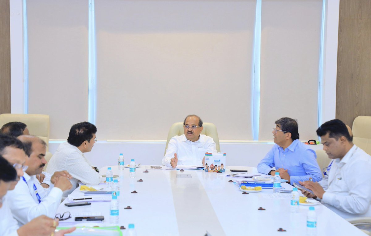 Radhakrishna Vikhe Patil tweet media