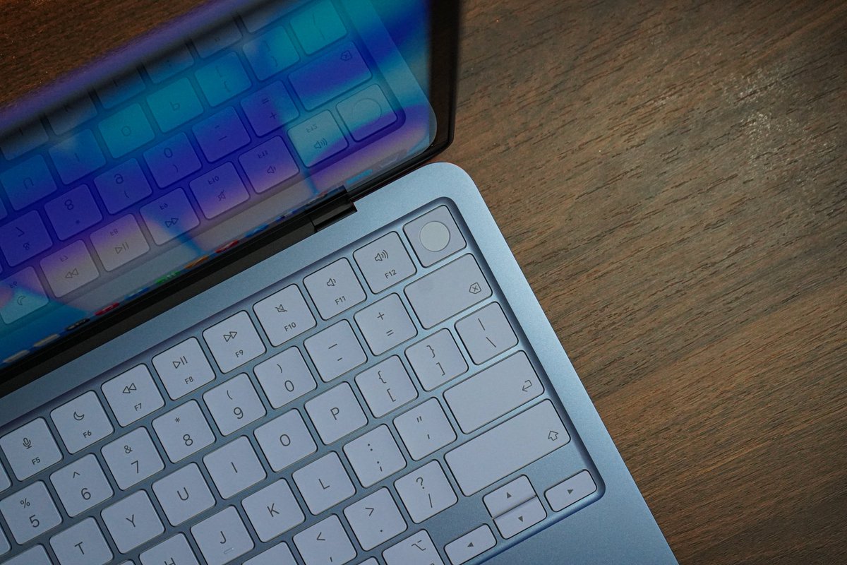 mtgproductionss's tweet photo. I am very impressed with the new MacBook Neo. Oh and the indigo color is great! https://t.co/P38IPWBiNl