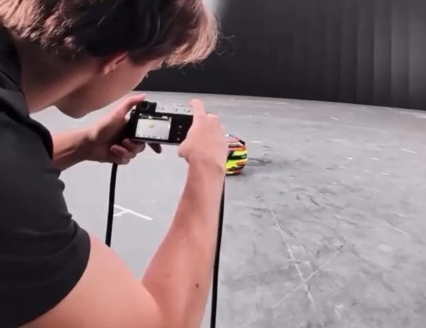 Base umum bisa follow @cornerfess tweet media