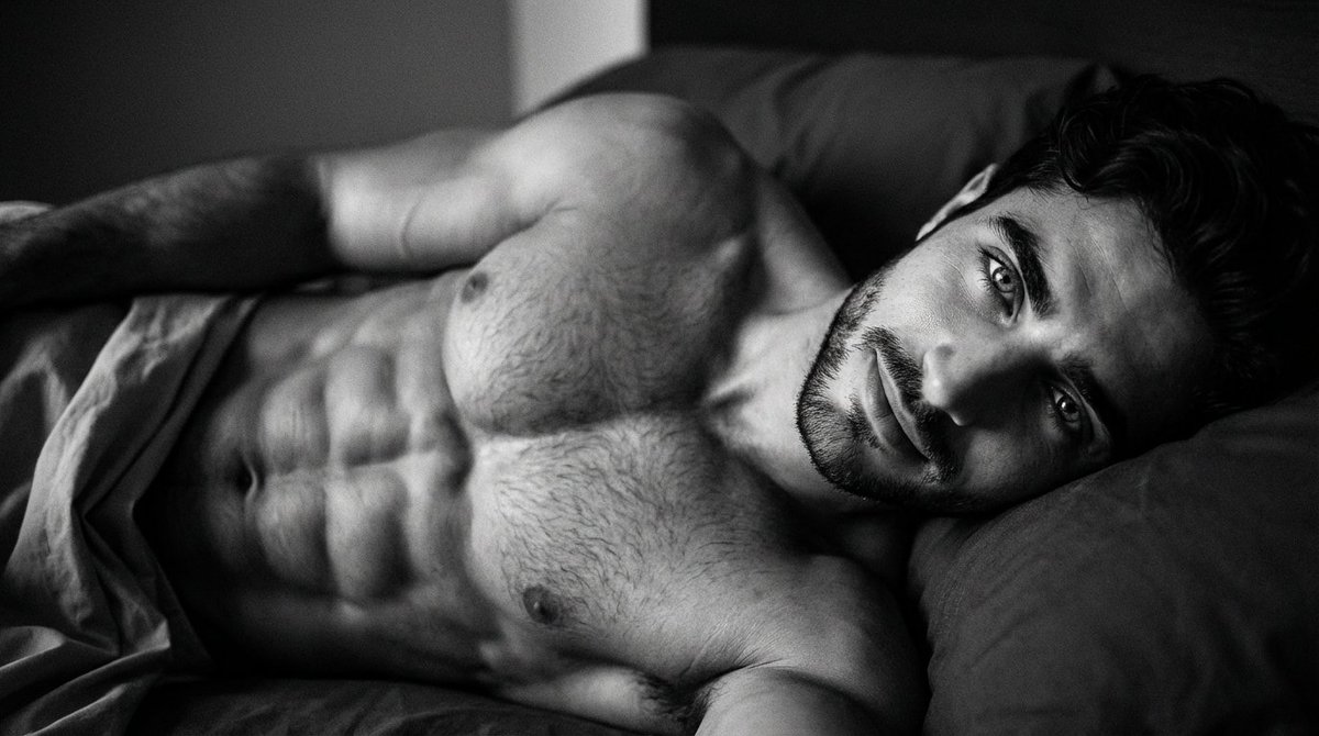 iamlucaferrano's tweet image. Buongiorno mi amore ♥️ 

#italianboy #pics #bedroom #loveyou #12Mar