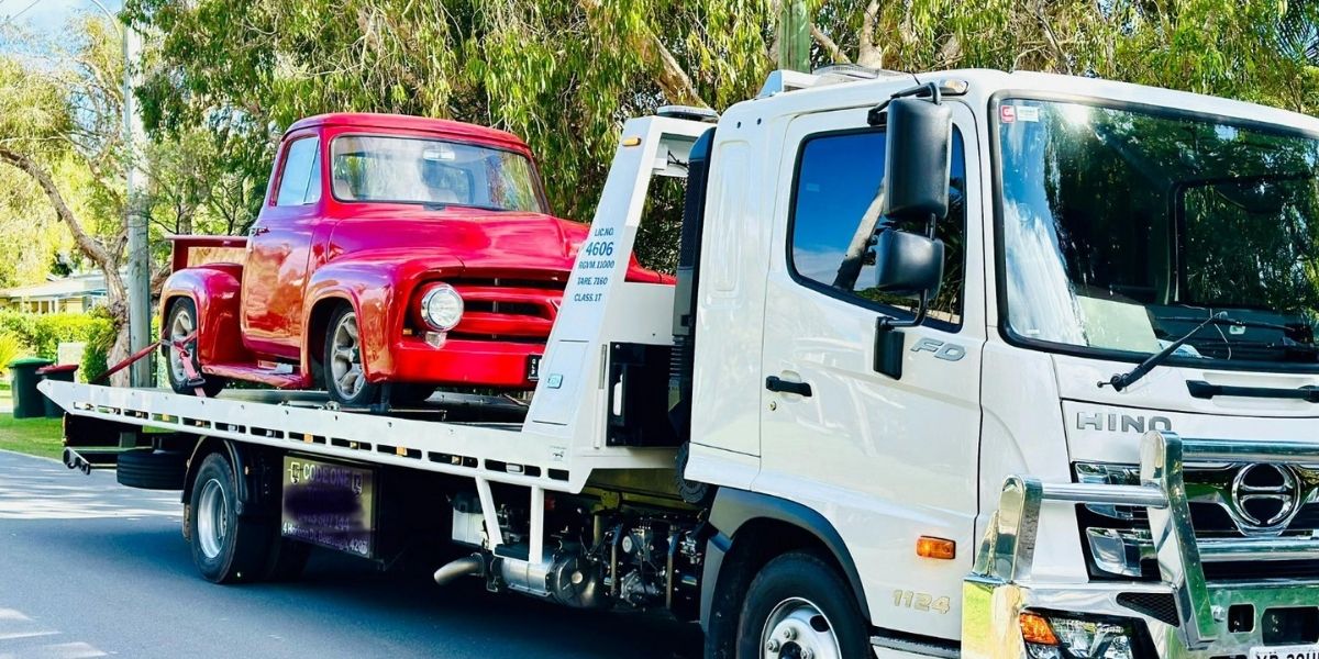 BTR1471's tweet image. 🚗 Not every vehicle can be flat towed behind an RV or tow truck. Choosing the right one helps prevent transmission damage and keeps your journey safe. Check out the complete list of vehicles that can be flat towed.
brisbanetowingandrecovery.com.au/vehicles-that-…
#FlatTowing #TowingTips #VehicleGuide