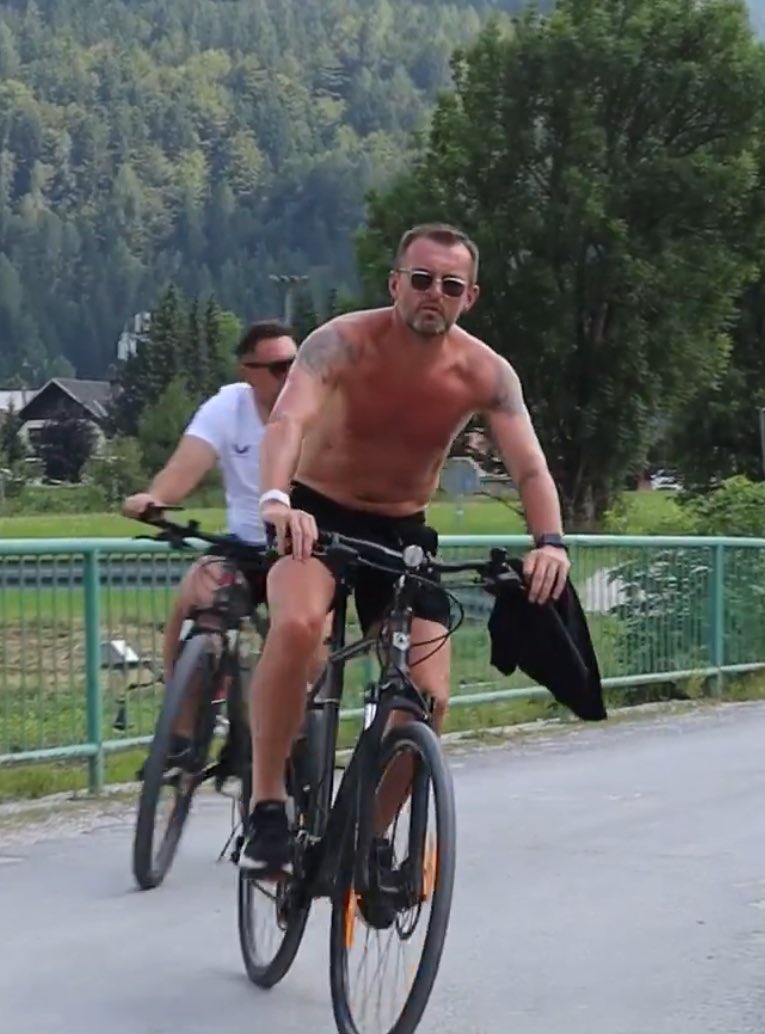 Andrew Marriott tweet media