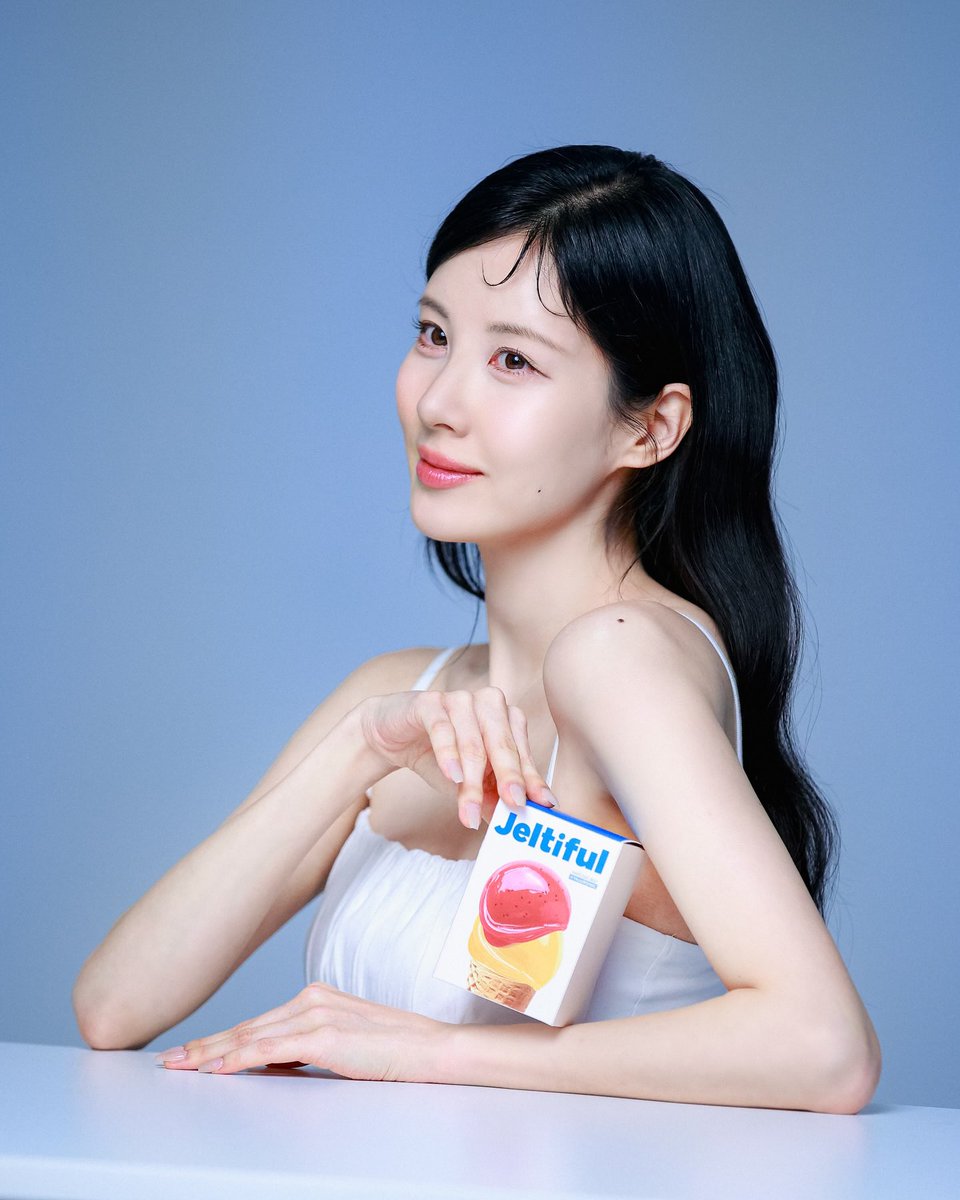 SNSD_0805's tweet image. 𝐁𝐞𝐡𝐢𝐧𝐝 𝐭𝐡𝐞 𝐬𝐜𝐞𝐧𝐞𝐬✨
‘푸드올로지 광고‘

#서현 #Seohyun @/seojuhyun_s
#푸드올로지 @/foodology.official 
#꿈이엔티 #KKUMENT

instagram.com/p/DVyBhZnCYSK/