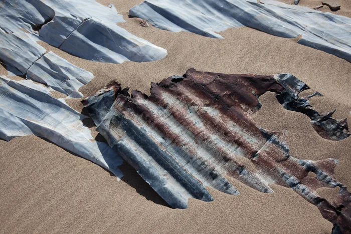 Country_Facts_'s tweet photo. There's a beach in Namibia 🇳🇦 where diamonds wash up from the ocean — and the government has banned access to 26,000 km² of coastline since 1908 to protect them.
It's called the Sperrgebiet: "The Forbidden Territory."
What would YOU do if you found one? 💎

#Namibia https://t.co/ezBr5Uzj1h
