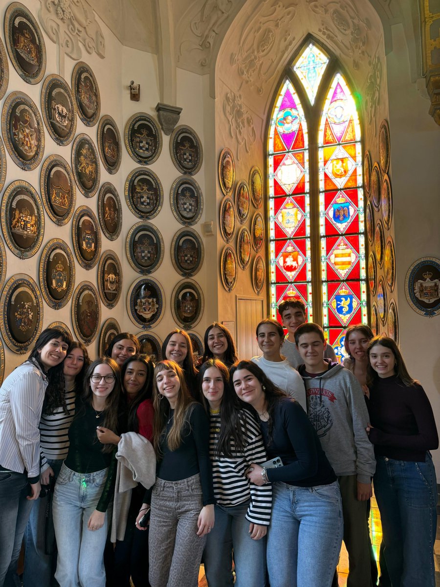 Botikazar tweet media