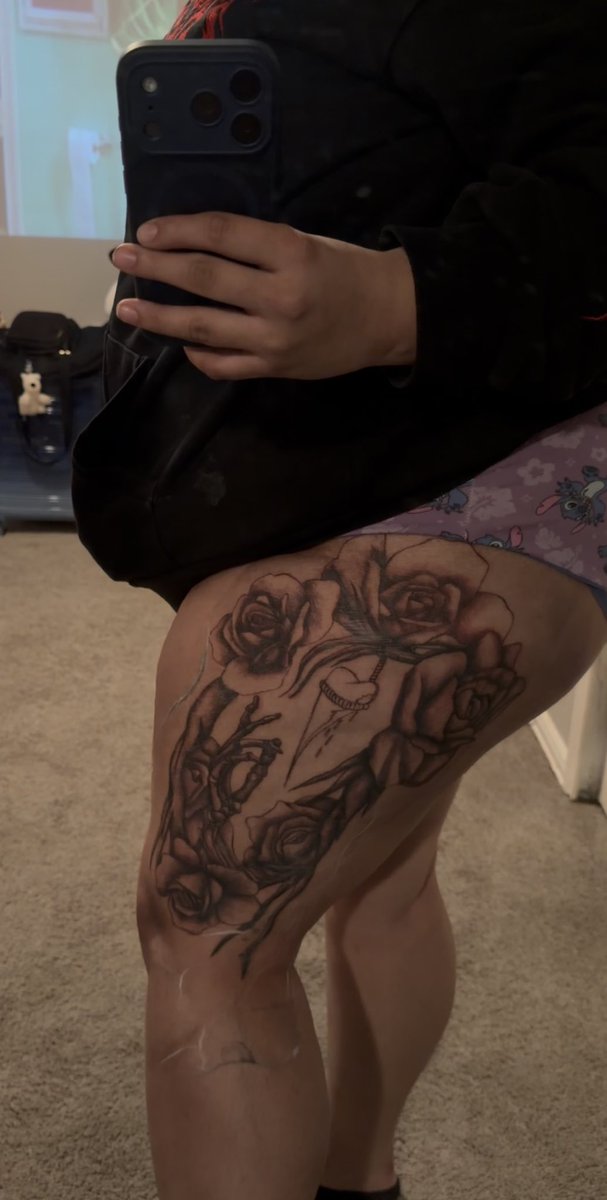 funeralpost's tweet photo. finally got my @WeAreTheUsed tattoo 😛 https://t.co/h9iPKLUCtz
