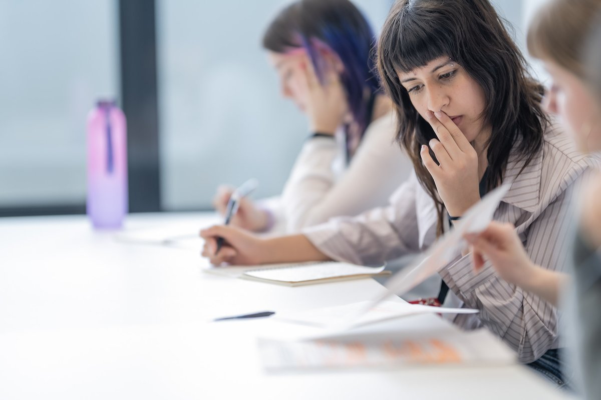 Botikazar tweet media