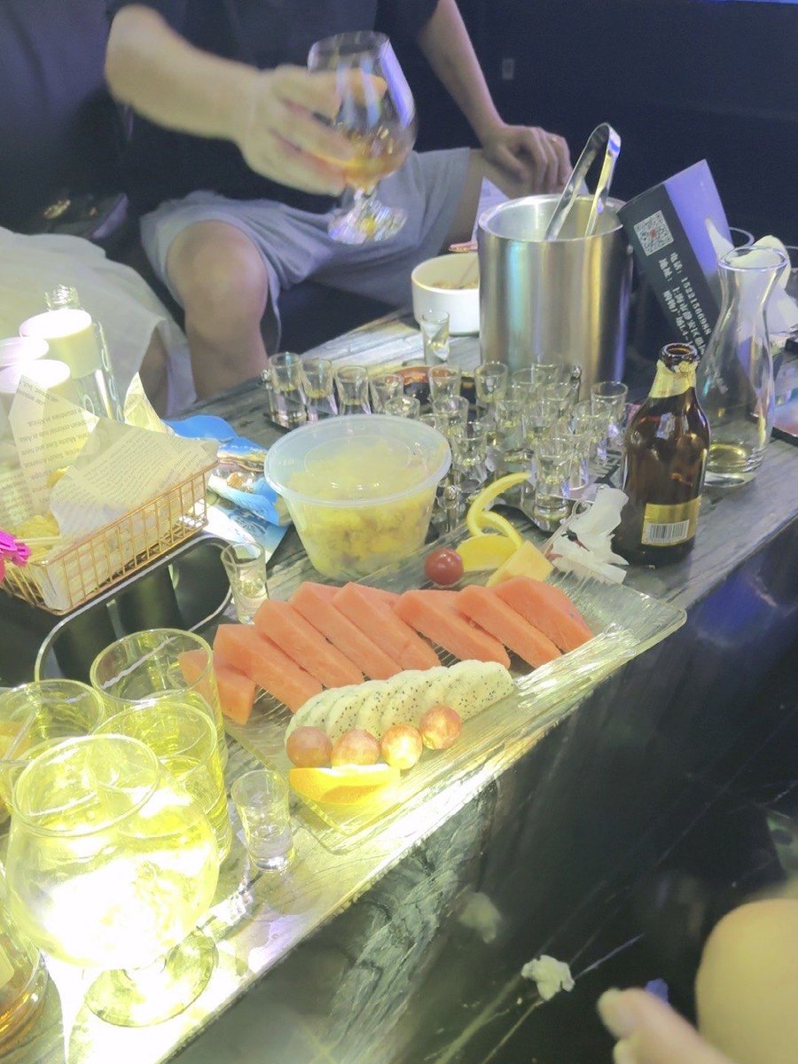 khrim35436287's tweet image. KTV Night Alert! Grab your crew, belt your favorite tunes, and let the good vibes roll tonight!  #KTVFun #SingYourHeartOut