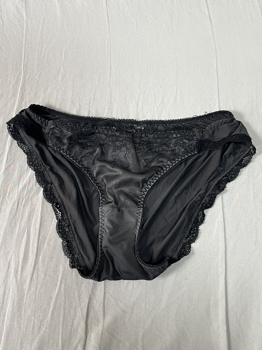 richan85648's tweet photo. 1枚2000円です
オプション要相談
欲しい人来てください
#下着売ります #下着販売 https://t.co/zPRg5DOHl3