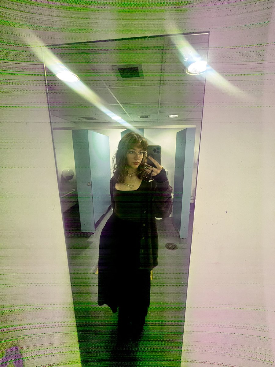 gordie by the sea tweet media