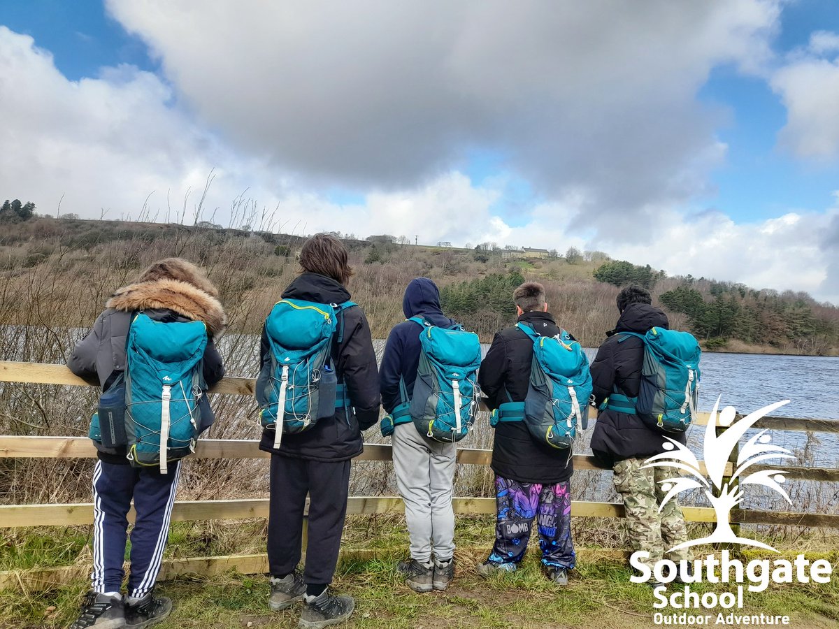 southgateHD5's tweet photo. Woodland #DofE putting their map reading skills into practice today, as part of a @DofE Taster Day. 🗺🧭
#MapReading #NeverStopExploring #LearningAway #OutdoorClassroom
@KirkleesCouncil @EVOLVEadvice @OrdnanceSurvey @SchoolTravelOrg @TOG24Official @TrailMagazine https://t.co/hgwUPvc6LG