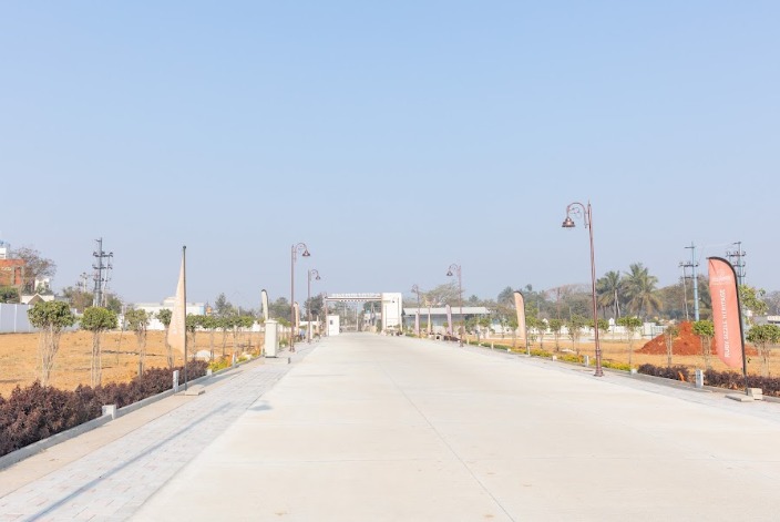 SizzleProperty's tweet image. Premium Villa Plots Designed for Your Dreams - Off Whitefield , East Bangalore

🗂️ BMRDA | RERA | E-Khata

To Schedule a your site visit, 📞7411554415 / 7353036660

#plotsforsale #villaplots #residentialplots #propertydevelopers #plotskrpuram #plotswhitefield