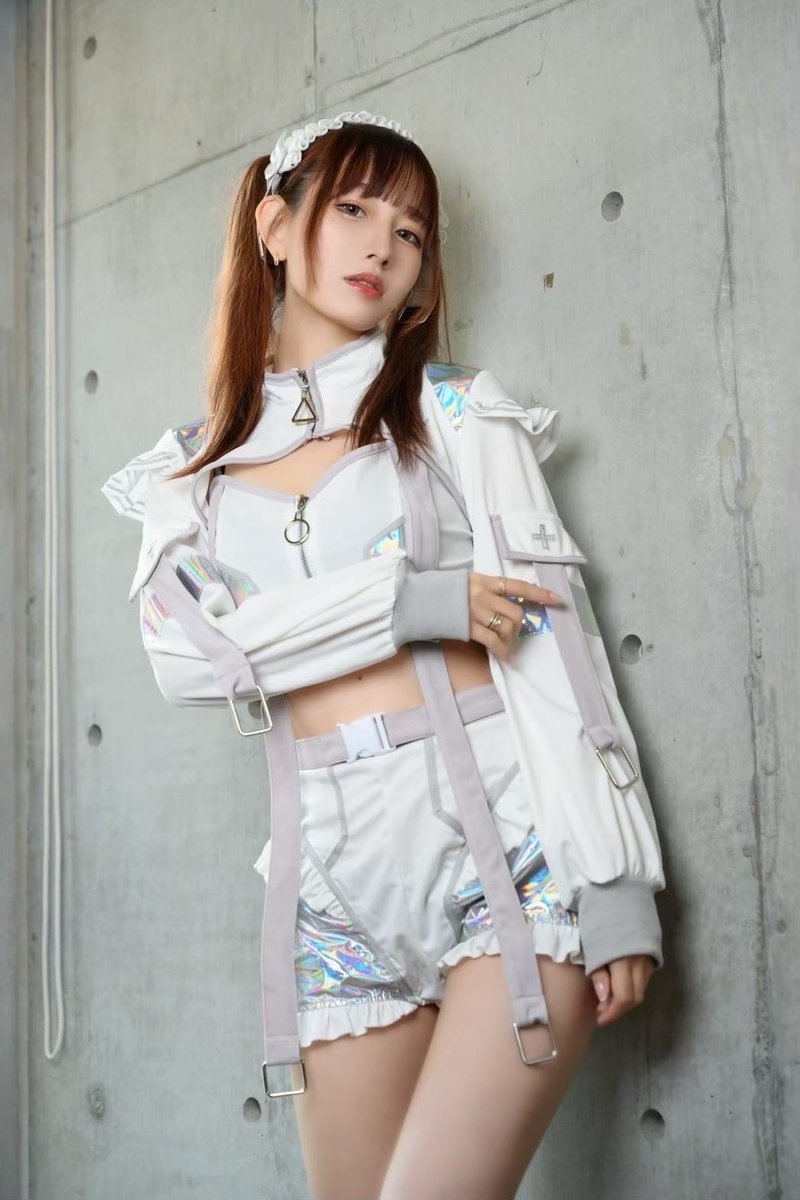 立花みりか tweet media