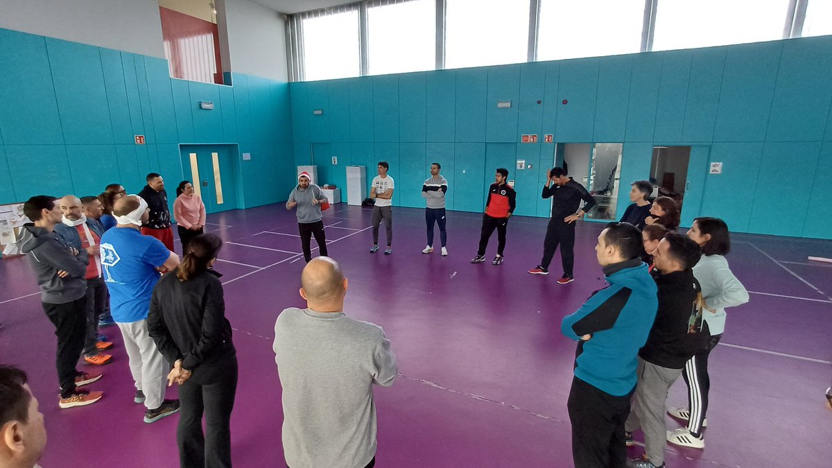 GR-37-EF tweet media