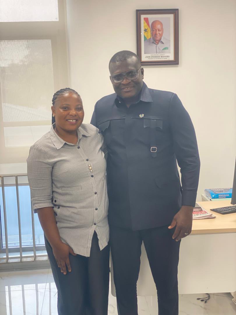 auntiededei's tweet photo. Florence Naa Kwarley with other representatives from Ga-Union, paid a courtesy visit to Hon. Bernard Korley, an advocate for Ga-Dangme youth and community support. The visit was held to express gratitude and appreciation for his leadership and dedicated service to Ghana.
#Dedei https://t.co/aAOiX2MILL