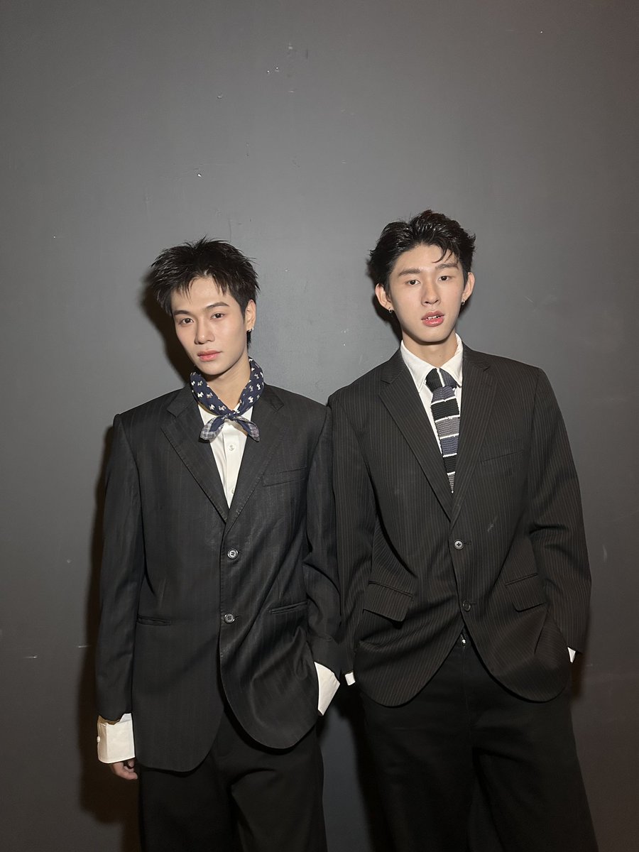 UltimateTroop tweet media