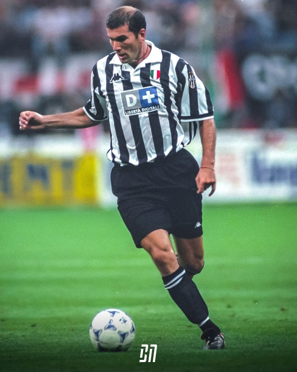 La Liga ha annunciato una giornata con le maglie vintage 🔙
Se succedesse in Serie A, quale maglia della #Juventus vi piacerebbe rivedere❓