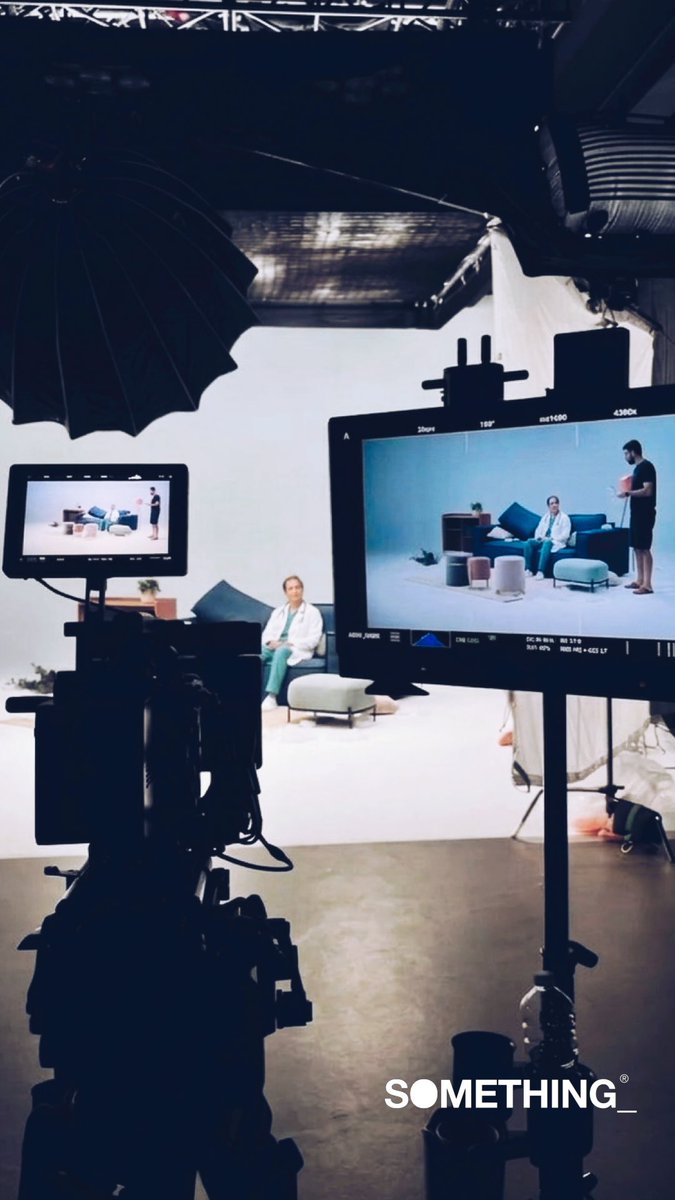 Entender que el lenguaje audiovisual es parte de un relato. Que ese relato nace desde la cultura compartida. Que la comunicación no es un bloque, si no un sistema complejo que actúa con esa cultura a través del relato. Entender que la influencia solo se obtiene a través del