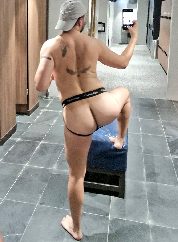 OzBttm's tweet photo. @tonhaofodas 🤌🏻🍑🫦 https://t.co/p1GSbjGQtw