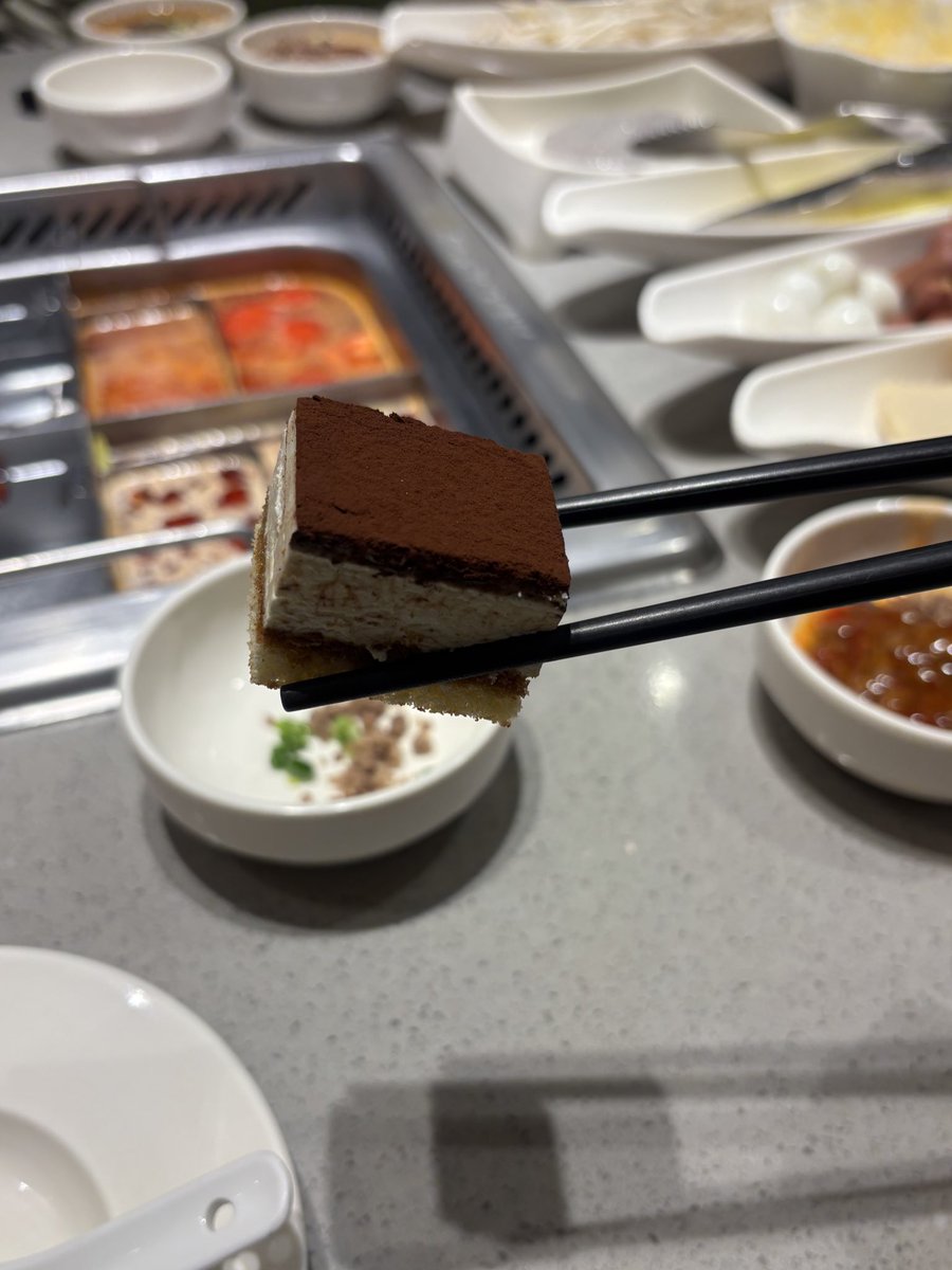 샤샤.. tweet media